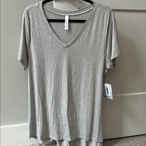 LuLaRoe Gray Short Sleeve Relaxed T-Shirt